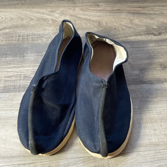 Shaolin Men's Martial Art Kung Fu Tai Chi Size 10.5 - Picture 1 of 7